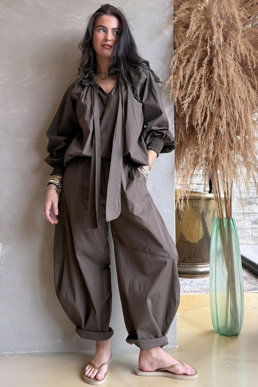 Paloma Classic Barrel Pant Chocolate